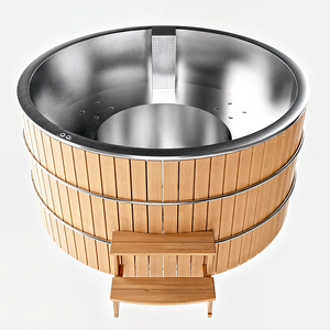 Spa en inox STEEL AND STYLE ESKÅL, bain nordique avec bois, intérieur spacieux, conçu pour détente et relaxation extérieure.